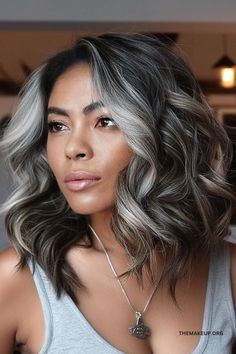 Gray Hair Styles 2024 - Trendy and Elegant Looks for Gray Hair Trimming Your Own Hair, Sleek Hairstyles For Short Hair, Homemade Hair Masks, Growing Out Grey Hair, Repair Split Ends, Grey Hair Journey, Sleek Short Hair, Grow Your Hair Faster, Grey Hair Care