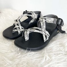 These Are Almost Brand New! Great Condition!! Reposhing This Item I Purchased From @Thatonefind. Loved It, But A Little Too Snug. Questions? Leave A Comment Below! Chocos Shoes, Pretty Sneakers, Product Shoot, Chaco Shoes, Shoe Inspo, Dream Style, Women's Shoes Sandals, Shoes Sandals, Hiking