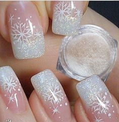 Commanding Christmas Nail Designs Ideas with Glitter 2023 Snowflake Nail Design, Manicure Designs, Short French, Snowflake Nail Art, Pinup Art, Pretty Nail Designs, Christmas Nail Art Designs, Really Cute Nails