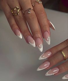 Nails Frances, Wave Nail Design, Inspiring Nails, Paznokcie Hello Kitty, Wave Nails, Aesthetic Nails, Easy Nails