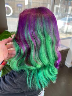 Dark Green And Purple Hair, Aveda Vibrants, Green Purple Hair, Green And Purple Nails, Hair Dye Techniques, Pink Hair Streaks