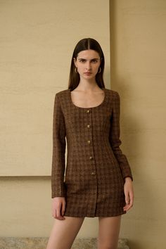 Square neck and long sleeves Faux buttons at front Check pattern Hidden zip closure at back Metallic finish Mini length Regular fit Crafted from luxurious tweed, this dress is a vintage-inspired masterpiece. The metallic finish adds a shimmering touch to the brown check pattern, making it a perfect choice for various occasions. Featuring a square neck and a mini length, this dress effortlessly exudes sophistication and style. Faux buttons on the front and a hidden zip closure at the back ensure Tweed Dress Outfit Classy, Tweed Dress Outfit, Classy Long Dress, Tweed Outfit, Brown Mini Dress, Mod Vintage, Denim Dresses, Personal Style Inspiration, Pretty Clothes