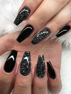 Nails Powder, Nails Dip Powder, Acrylic Coffin Nails, Coffin Nails Ombre, Black Nails With Glitter, Nails With Glitter, Every Aesthetic, Coffin Nails Matte, Nails Dip