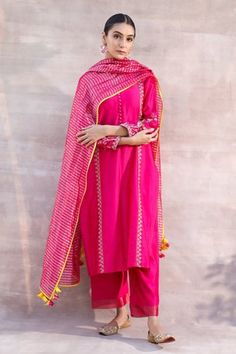 Shop for Label Mansi Nagdev Pink Noor Chanderi Silk Placement Embroidered Kurta Set for Women Online at Aza Fashions Chanderi Silk Suits, Special Outfits, Kurta Set For Women, Salwar Designs, Elegant Blouse Designs, Silk Suit, Party Wear Indian Dresses, Ganesh Chaturthi, Silk Embroidery