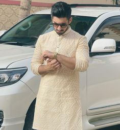 Eid Photo Poses, Videoshoot Ideas, Latest Kurta Designs, Eid Photoshoot, Eid Pics, Dapper Gentleman Style, Black School Bags