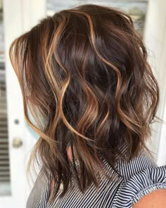 Bob Balayage, Brown Hair With Caramel Highlights, Medium Brown Hair, Hair Color Caramel, Black Hair With Highlights, Caramel Balayage, Caramel Hair, Caramel Highlights