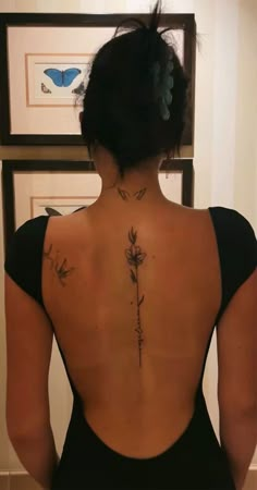 30+ Beautiful Flower Tattoo Ideas : Meaningful Flower Spine Tattoo Basic Tattoos, Small Pretty Tattoos, Cute Tattoos For Women, Spine Tattoo, Discreet Tattoos, Girly Tattoos