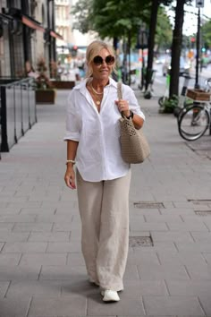 Beige Wide Leg Pants Outfit Plus Size, White Outfits For Women, Stylish Outfits For Women Over 50, Hacks Clothes, Shirt Pant Set, Casual Long Sleeve Shirts, Stil Elegant, Fashion Hacks, Intentional Living