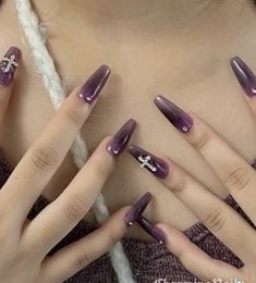 Dark Purple Goth Nails, Acrylic Nail Designs Sanrio, Creepy Acrylic Nails, Gothic Nails Purple, Grunge Coffin Nails, Goth Punk Nails, Twilight Nails Aesthetic, Dark Douyin Nails, $ui̇ci̇deboy$ Nails