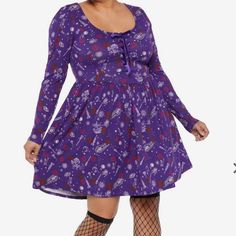 Nwt Her Universe Disney Hocus Pocus Dress Lace Up Purple Cute Mini Dress For Halloween, Cute Mini-length Halloween Dress, Cute Mini Length Halloween Dress, Cute Mini Halloween Dress, Fitted Disney Halloween Dress, Cute Purple Halloween Dress, Casual Halloween Cosplay Dress, Disney Halloween Dress, Halloween Themed Dresses