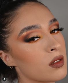 Copper Makeup, Makeup Social, Makeup Ojos, Orange Makeup, Barbie Makeup, Makeup Class, Eye Makeup Designs, Colorful Eye Makeup, Models Makeup