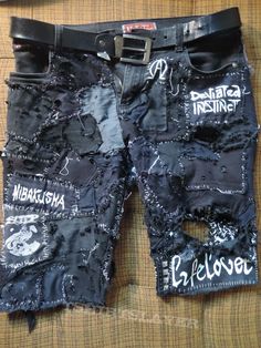 Alt Clothes Diy, Crust Punk Pants, Summer Punk, Punk Shorts, Punk Culture