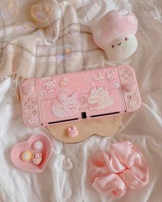 pink nintendo switch with stickers Pink Nintendo Switch, Pink Aesthetic Cute, Pink Nintendo, Gaming Girl, Gamer Bedroom, Girl Gamer, Cozy Gaming