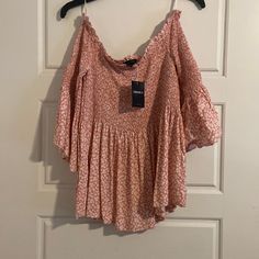 Forever 21 Strapless Floral Top. Brand New With Tags, Never Worn. Medium. Smoke And Pet Free Home. Feminine Pink Off-shoulder Top For Summer, Pink Off-shoulder Top For Spring, Spring Beach Fitted Off-shoulder Top, Fitted Off-shoulder Top For Beach In Spring, Fitted Off-shoulder Top For Spring Beach Outings, Fitted Off-shoulder Top For Beach And Spring, Pink Off-shoulder Top For Summer, Summer Off-shoulder Top For Beach, Feminine Off-shoulder Top For Summer Brunch