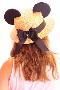 Mickey Ears Hat, Disney World Outfits, Disney Bound Outfits, Disney Inspired Outfits, Pearl Bow, Mickey Mouse Ears, Disneyland Trip, Minnie Mouse Ears