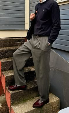 Trousers Outfit Men, Loafers Men Outfit, Sixth Form Outfits, Old Money Outfits, Classy Streetwear, Classy Outfits Men, Grey Jumper, Street Fashion Men Streetwear, Men Stylish Dress