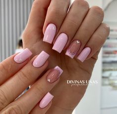 Pink Summer Nail Ideas, Nails For Brides, Elegant Wedding Nails, Purple Glitter Nails, Multicolored Nails, Summer Nail Ideas, Summer Nail Designs, Acrylic Toe Nails, Sassy Nails