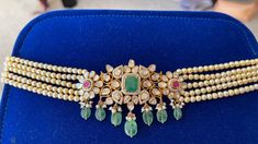 Kundan Lockets, Uncut Diamond Necklace, Gold Jhumka Earrings, Diamond Bracelet Design, Beautiful Gold Necklaces