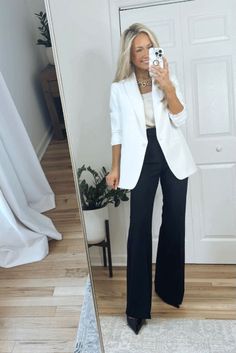 Blazer With Dress Work Outfit, White Blazer Trouser Outfit, Business Casual Outfits For Women White Blazer, White Blazer Black Pants Outfit Classy, White Blazer With Black Pants, White Business Outfits For Women, White Blazer Formal Outfit Women, White Blazer Interview Outfit, White Blazer Outfit Formal