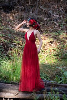 RED Flapper Headdress by Kat Swank- Vintage beaded front piece circa 1920s (delicate/ handle with care) in navy blue, green, red & white. Vintage Florals. Adjustable Headband. OOAK. Ready to ship! CREDITS: https://www.sunsethoovesphotography.com/ © 2009-2010 Liaison by Kat Swank. © 2010 The 5 in 1 Swanky by Kat Swank. © 2011-2025 The House of Kat Swank. ALL RIGHTS RESERVED Vintage materials are perfectly imperfect & should be handled with care. One hundred year beading may be missing a few seed beads~ this adds to the charm of the piece. Light steaming of florals will revive your piece if it gets flattened in shipping (not too close to the steam- never wet). Clean beading gently with a Q-tip dampened (not wet) with rubbing alcohol. Red Headpiece, Vintage Florals, 1920s Vintage, Adjustable Headband, Vintage Beads, Costume Hats, Perfectly Imperfect, Headdress, Costume Accessories