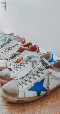 Hummel Sneaker, Aesthetic Photo, Fitness Inspo, Golden Goose Sneaker, Me Too Shoes, Sport Shoes, Style Inspiration