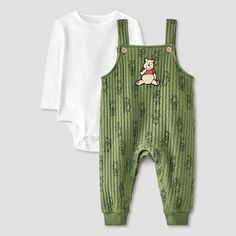 Winnie The Pooh Baby Gifts, Cottage Core Baby Clothes, Winnie The Pooh Baby Stuff, Winnie The Pooh Baby Clothes, Baby Boy Things, Infant Boy Fashion, Cute Baby Clothes Newborn, Cute Baby Things, Baby Boy Stuff