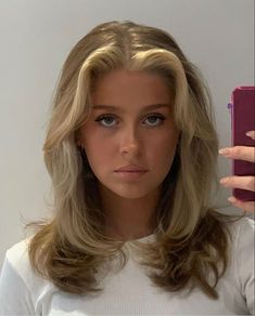 Highlights Natural Blonde, 90s Haircuts Blonde, Hairstyles For Fine Blonde Hair, 90s Inspired Haircut, Short 90s Haircut, Medium Hair Haircuts, Dr Hairstyles, 90s Hairstyles Short, Money Piece Highlights