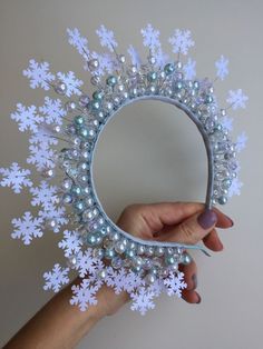 Snowflake Costume, Elsa Birthday, Frozen Themed Birthday Party, Headpiece Diy, Christmas Parade, Frozen Birthday Party