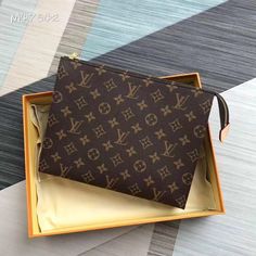 Lv Clutch, Clutch Bags, New Releases, Vuitton Bag, Louis Vuitton Bags, Bag Sale, Louis Vuitton Monogram, Louis Vuitton Bag, Fashion Bags