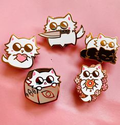 ★ UNOFFICIAL FANMERCH ★ ★ 1.15 inch rose gold plated enamel pins of Gojocat! ★ Art drawn by Alice! https://twitter.com/YuliceChan Cute Animal Keychains, Kawaii Enamel Pin, Cute White Enamel Pin, Cute Pins Aesthetic, How To Make Enamel Pins, Anime Enamel Pins, Enamel Pins Aesthetic, Cute Accessories Aesthetic, Pin Design Ideas