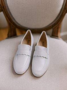 The Catherine Loafer in Creme is our feminine twist on a loafer. This comfortable women's loafer with a scalloped detail was made from Italian nappa leather in a versatile off-white color to create a classic neutral wardrobe staple. Neutral Wardrobe, Hermes Paris, Off White Color, Season Colors, Nappa Leather, Loafers For Women, White Linen, Wardrobe Staples, White Color