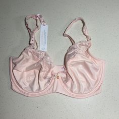 Green Bras, Coral Lace, Padded Bralette, Plunge Bra, Victoria Secret Bras, Bra Set, Strapless Bra, Lace Bra, Blue Tshirt