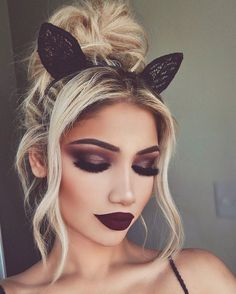 Cat Halloween Makeup, Scene Girl, Beauty Make-up, Dark Makeup, Winged Liner, Fall Makeup, Halloween Make, Makeup Goals