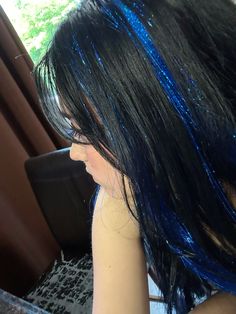 Blue Tinsel In Black Hair, Black Hair With Blue Tinsel, Black Hair Blue Peekaboos, Red Hair Tinsel Brunette, Hair Tinsel Brunette Curly, Black Hair W Blue Highlights, Blue Hair Tinsel Brunette, Tinsel On Black Hair, Hair Tinsel Short Hair