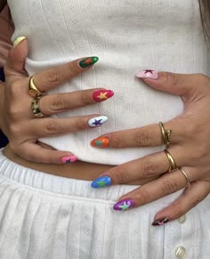 Wife Nails, Nails And Rings, Nails Collection, Hippie Nails, Dot Nail Art, Dots Nails, Exude Confidence, Mob Wife, Nails 2024