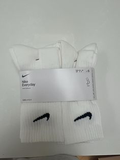 Brand new Nike crew socks Size 2-4 5-8 and 8-11 uk sizes Nike Socks Women, Nike Socks Outfit, Winter List, White Nike Socks, Nike Crew Socks, Socks Nike, Socks Packaging, Bday Gift, Nike Socks