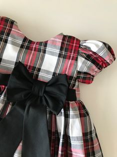 Infant Christmas Dress, Infant Christmas Outfit Girl, Christmas Cute Outfits, Baby Christmas Dress, Cute Outfits Ideas, Plaid Christmas Dress, Tartan Sash, Baby Girls Dresses, Christmas Dress Baby