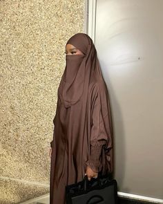 What Makes Me Me, Hijabi Fashion, Muslim Women, Black Women, Lifestyle, Outfit Inspo, Black