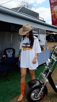 Country Music Outfit, Country Festival Outfit, Outfit Inso, Summer Festival Outfit, Southern Outfits, Country Style Outfits