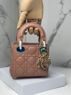 Money And Happiness, Christmas Bags, Branded Handbags, Luxury Accessories, Dior Bag, Travel Luggage