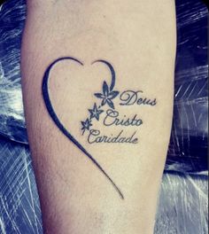 a heart shaped tattoo with the words desos and cristooquide on it