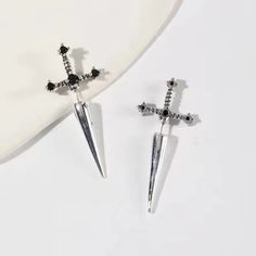 Get into the Halloween spirit with these Dark Gothic Vintage Imitation Scissors Earrings 🖤🔪 Perfect for adding a touch of spooky style to your outfit, these earrings feature a unique scissors design with a vintage gothic twist. Made from high-quality zinc alloy, these earrings are the perfect accessory for any Halloween event or costume party. Add a little edge to your look with these statement earrings that are sure to turn heads and create a killer look! Dagger Earrings, Compass Bracelet, Shark Earrings, Edgy Jewelry, Bracelet Viking, Front Back Earrings, Cross Earrings Studs, Dolphin Earrings, Surfer Necklace