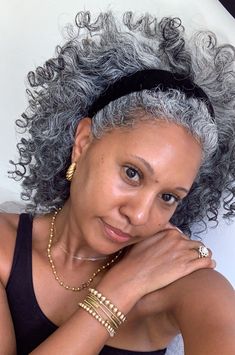 Short Natural Hairstyles For Older Black Women Gray Hair, Facial Massage Techniques, Pelo Afro, Ageless Beauty