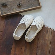 Canvas Flats, Summer Soft, Summer Heels, Casual Flat Shoes, Casual Flats, Heel Type, Rubber Heels, Casual Shoes Women, Shoe Box