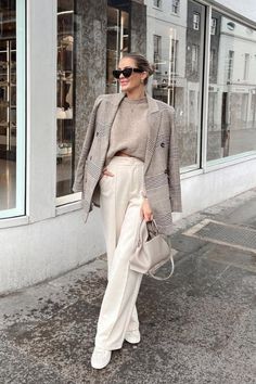 23 Chic Fall Work Outfits & Business Casual Outfits for Autumn Nadia Anya, Trousers Outfit Casual, Business Casual Work