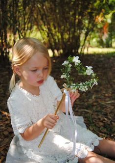 Flower Girl Heart Wand Rustic Heart Wand Greenery Wand Flower Wands Flowergirl, Flower Girl Bouquet Ideas, Flower Girl Alternative To Petals, Flower Girl Flowers, Purple Bridesmaid Bouquets, Wedding Wand, Flower Wand, Heart Wand, Purple Flower Girl Dress