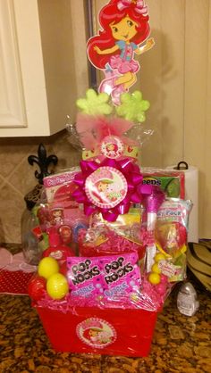 Strawberry shortcake easter basket Strawberry Shortcake Easter, Y2k Childhood, Childhood Core, Strawberry Basket, Lol Doll Cake, Fire Man, Candy Gift Baskets, Girl Gift Baskets