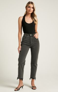 Get ready to rock your casual chic look with our Zelrio Jeans! These high-waisted, straight-cut denim jeans are a must-have for any fashion-forward woman. Made from recycled cotton in a washed black color, these cropped jeans offer both style and sustainability. With their flattering fit and on-trend design, they're perfect for creating effortless weekend outfits or adding a touch of cool to your everyday wardrobe. Pair them with sneakers and a graphic tee for an edgy street-style look or dress Edgy Woman, Basic Black Dress, Weekend Outfits, Neon Outfits, Spring Maxi Dress, Bachelorette Dress, Navy Bridesmaid Dresses, Street Style Edgy, Long Sleeve Knit Dress