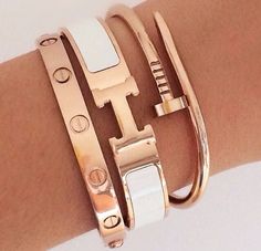 Hermes And Cartier Bracelets, Bracelets Outfit, Nail Bracelet, Cartier Bracelet, Bracelet Diamond, Easy Diy Jewelry