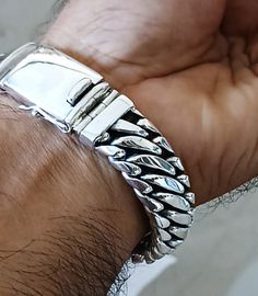 18mm Woven Snake men's Bracelet, 999 pure silver bracelet, personalized gifts, Custom Bracelet. This is a bracelet product for men, this bracelet is very heavy, this bracelet is produced with 999% pure silver, this bracelet weighs between 130 grams of silver to 180 grams of silver depending on the size ordered,  This product is made with 999% pure silver and has.  Dimensions.  18 mm wide by 7-8mm thick and will have stamp 999 on the inside of the product. SHIPPING Shipping using DHL Express, wit Silver Cuban Link Bangle Bracelet, Engraved Silver Cuban Link Bracelet For Gift, Islamic Jewelry, Anklet Designs, Snake Bracelet, Mens Bracelet Silver, Viking Art, Guys Clothing Styles, Custom Bracelets